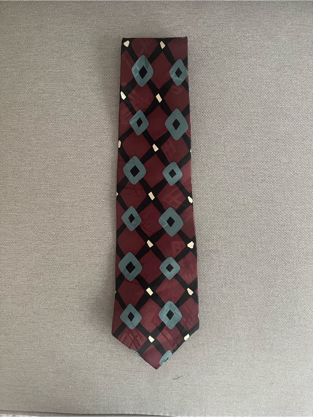 Bugatti Men’s 100% Silk Tie Geometric Burgundy Blue Black